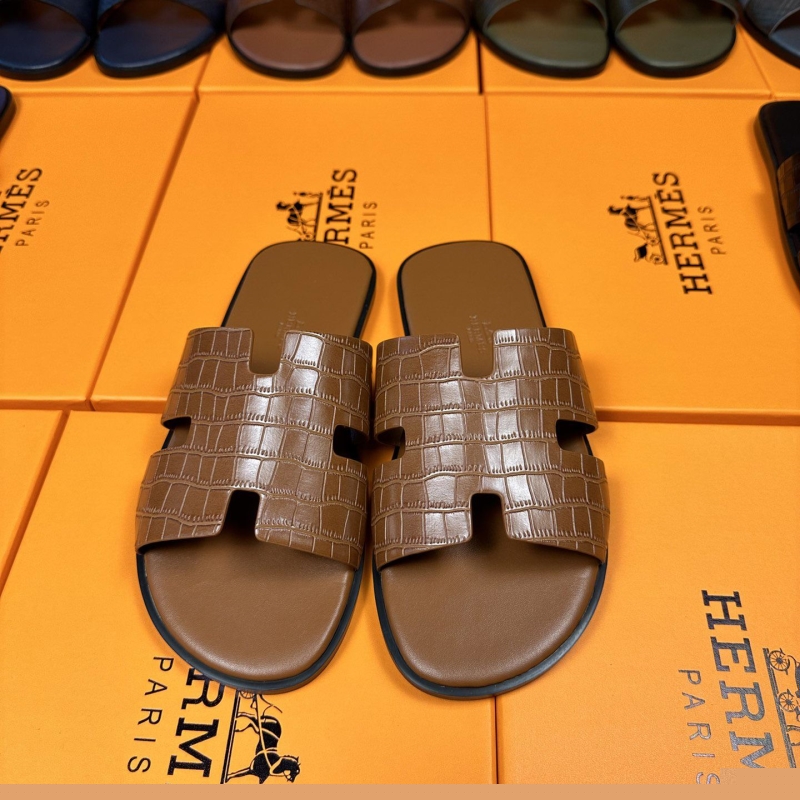 H**mes slippers